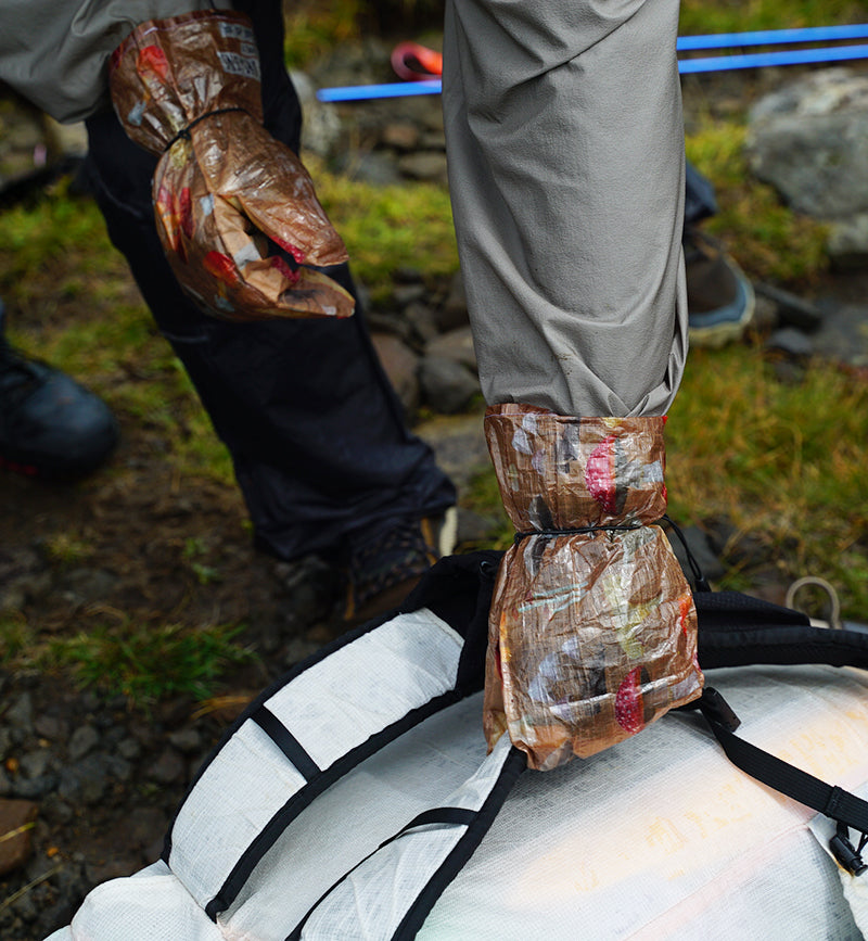 HIGH TAIL DESIGNS × Ash Ryan / Ultralight Rain Mitt