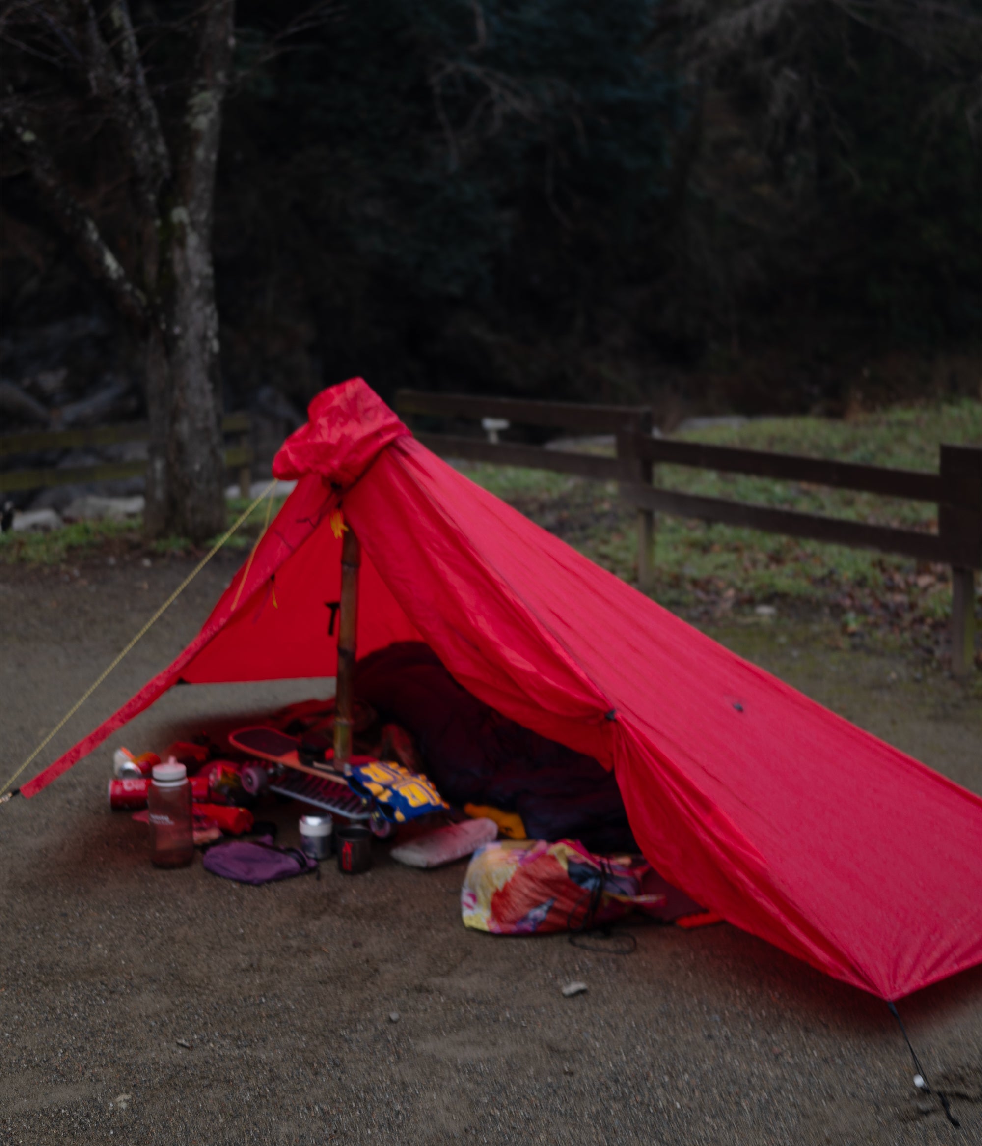 Six Moon Designs Gatewood Cape (MLG Red edition)