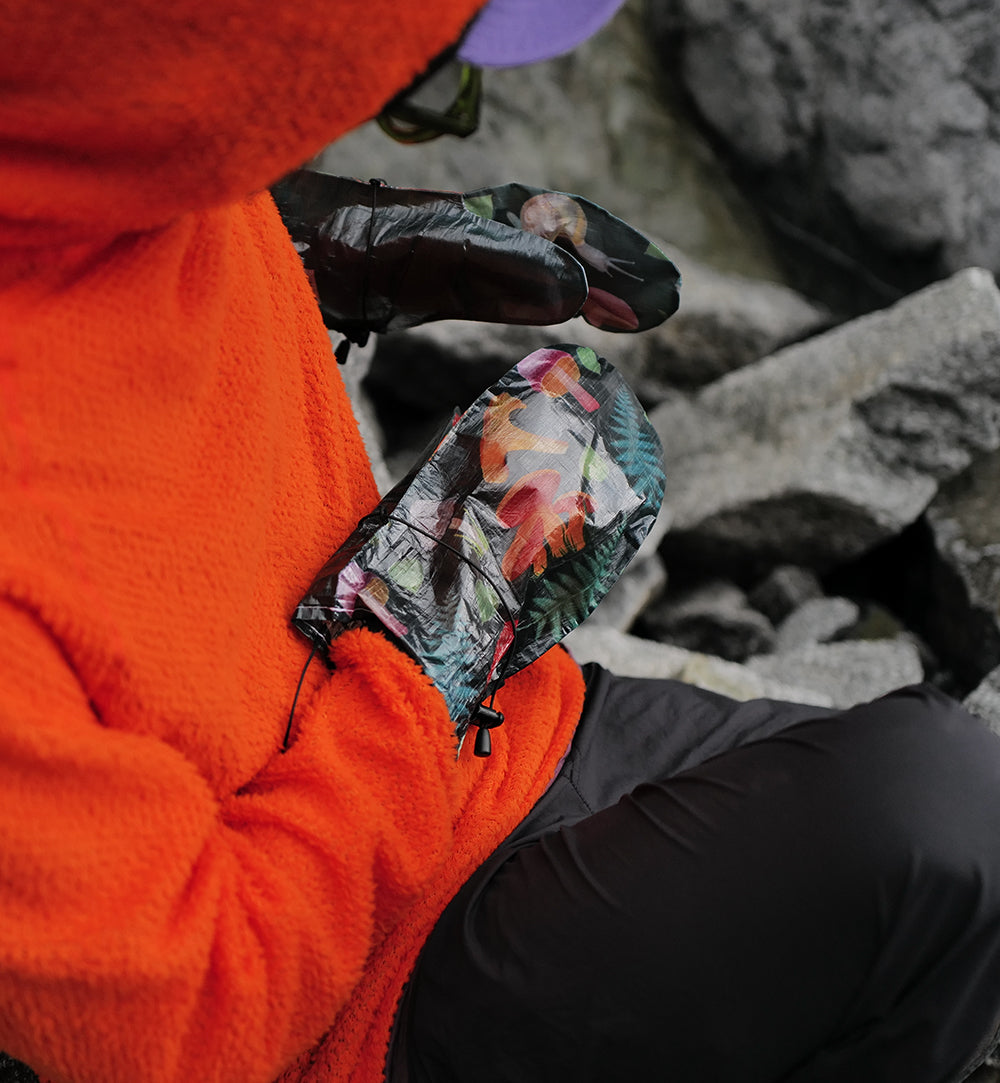 HIGH TAIL DESIGNS × Ash Ryan / Ultralight Rain Mitt