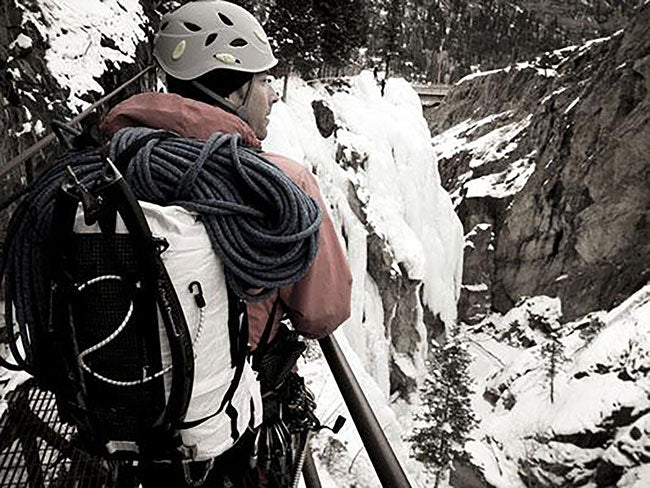 Hyperlite Mountain Gear  2400 Ice Pack /  ハイパーライトマウンテンギア 2400 アイスパック