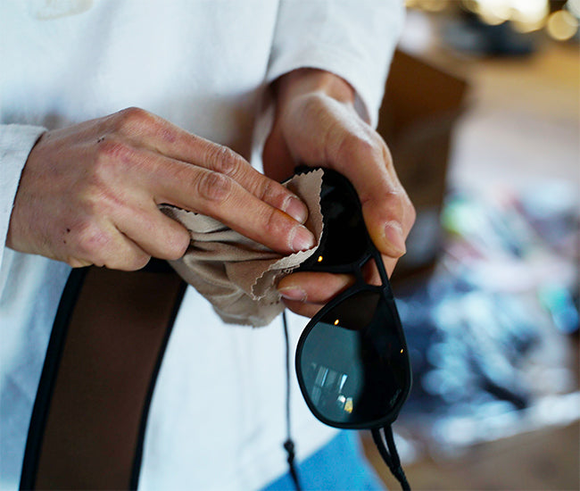 OMBRAZ CLASSIC Armless Sunglasses / オンブラズ クラシック アームレスサングラス