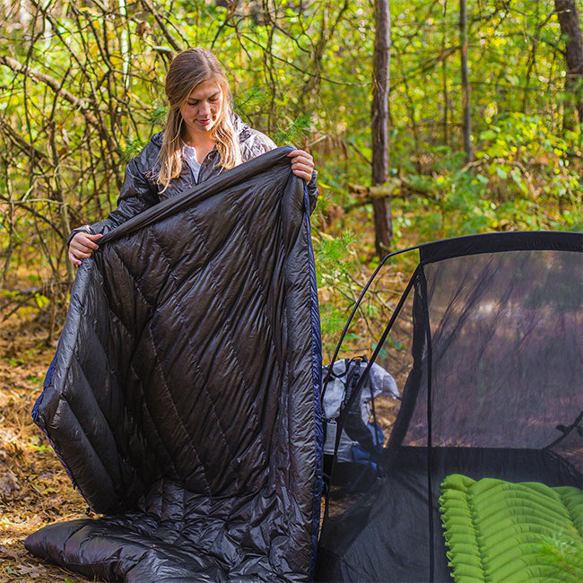 ENLIGHTENED EQUIPMENT / Revelation 850 10°F Down Ver